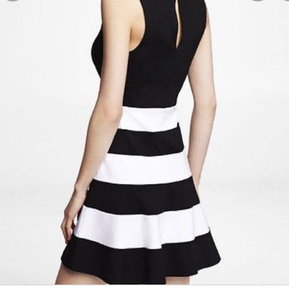 Express | Striped Flare Dress 👗